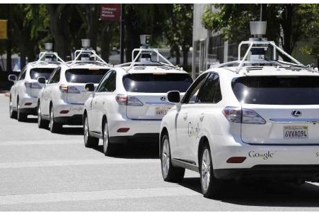 完全無人駕駛汽車上路，是吹響盈利的號角，還是“投石問路”？