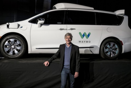Waymo從其無人駕駛小型貨車內部發布視頻，顯示乘客的接受程度