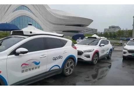 長沙試乘無人駕駛出租車愈發(fā)便捷