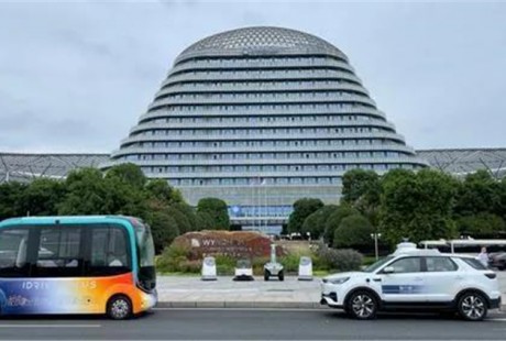 為什么要推動低速無人駕駛發展？